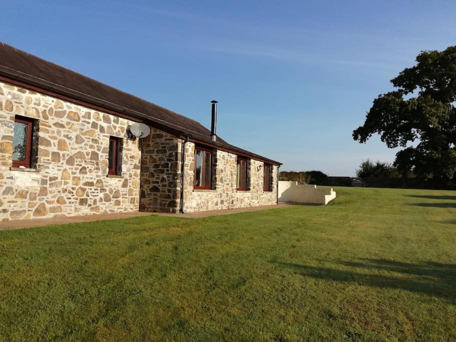 The Barn. Apartment Carmarthen Exterior photo